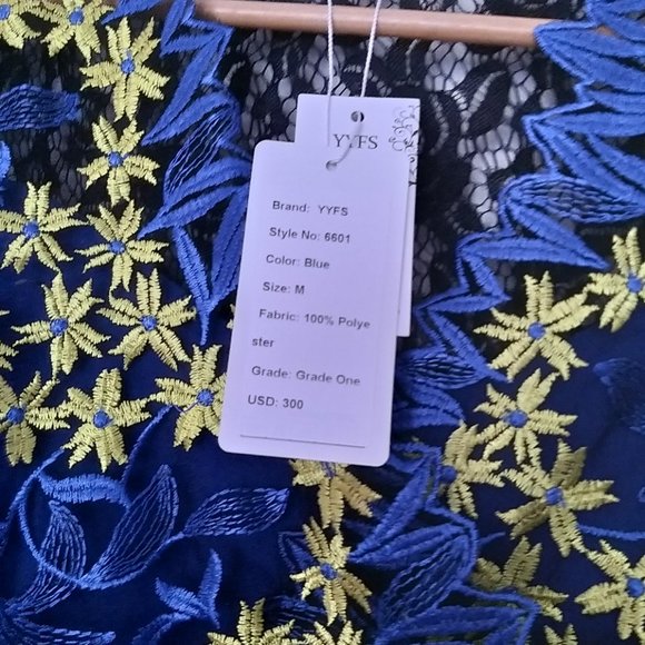 YYFS  BLUE & YELLOWS EMBROIDERY FLOWER DESIGN DRESS SIZE M   NEW - Picture 7 of 10